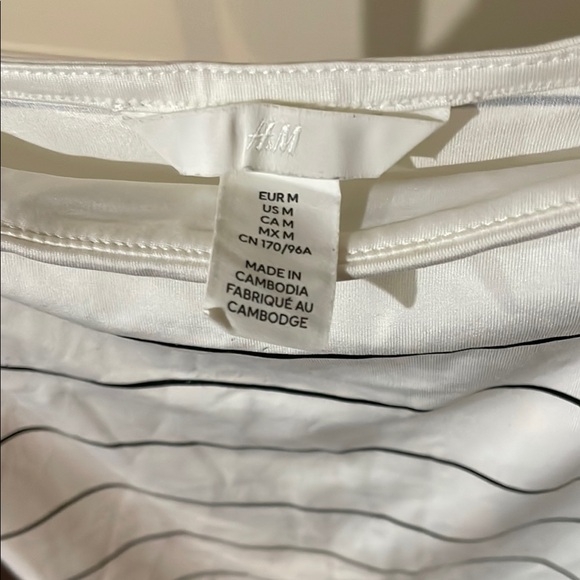 H&M White Spaghetti Strap Sleeveless Top - Picture 2 of 5